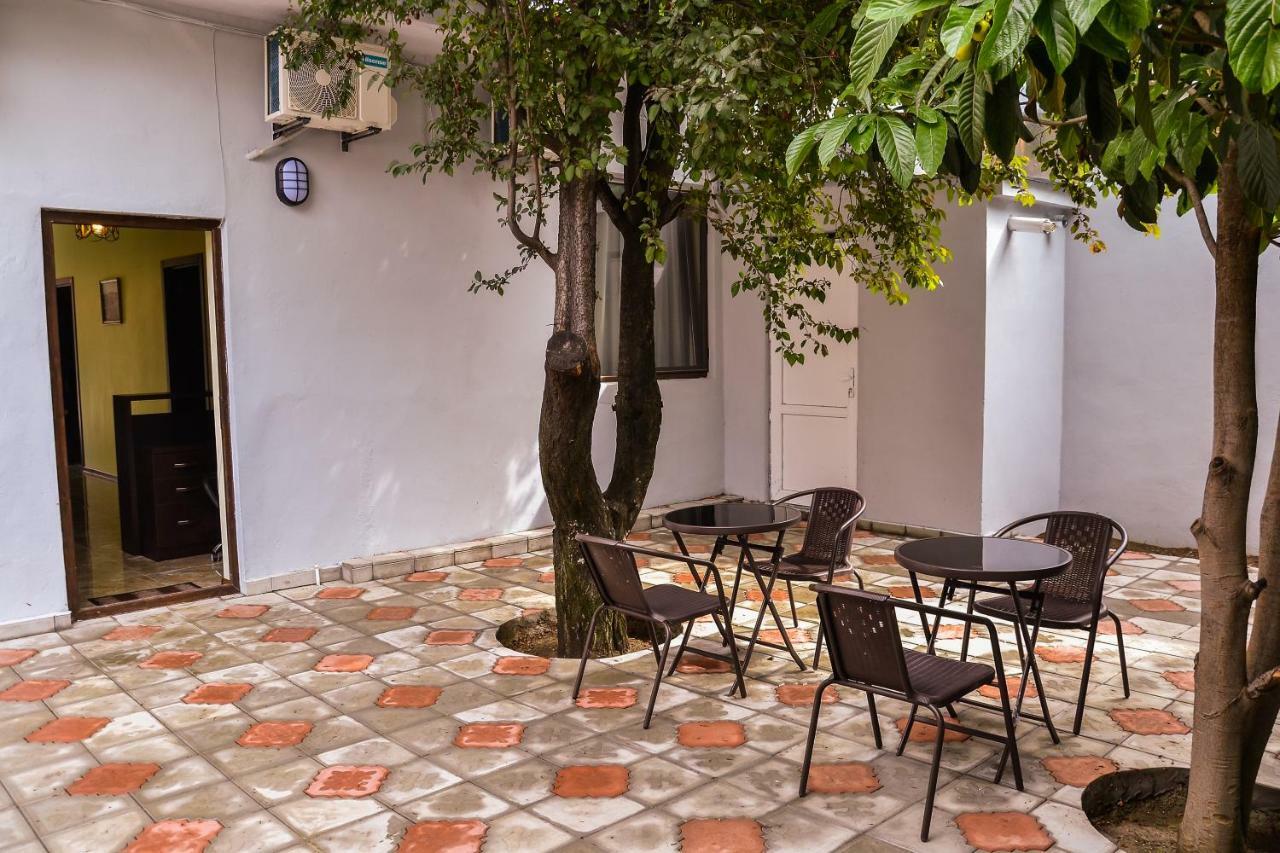 Hotel Garden Tiflis Dış mekan fotoğraf