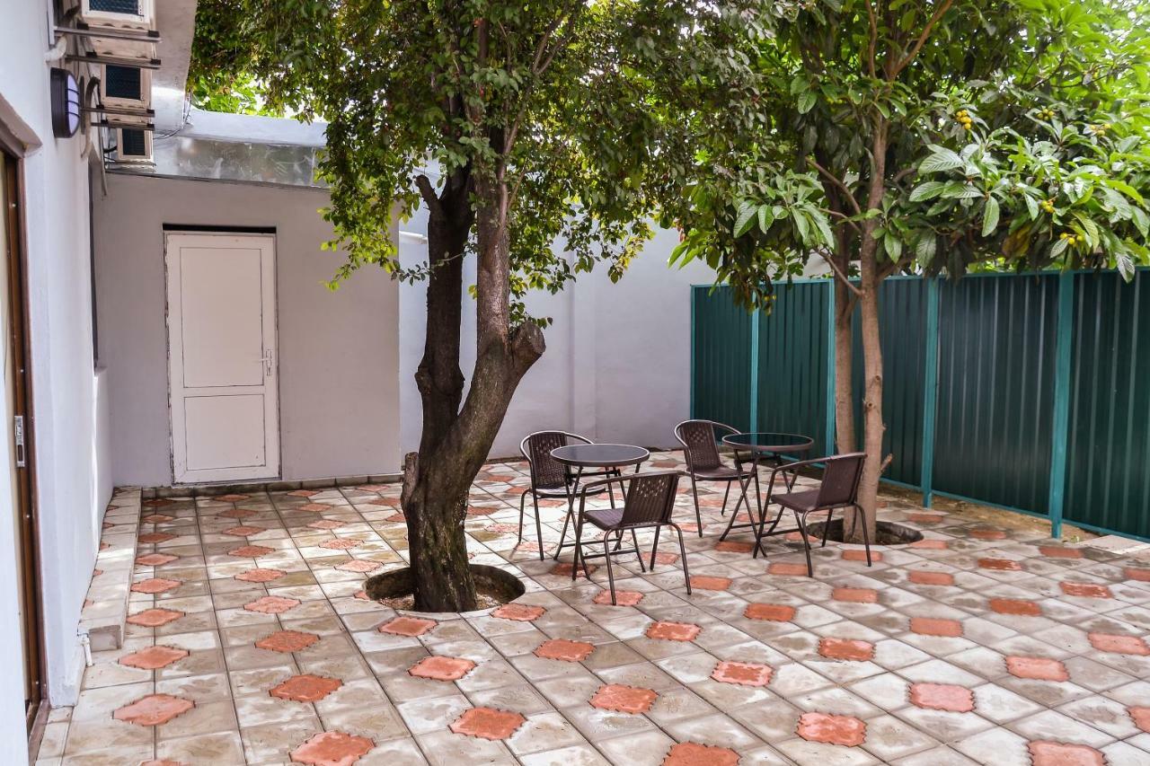 Hotel Garden Tiflis Dış mekan fotoğraf
