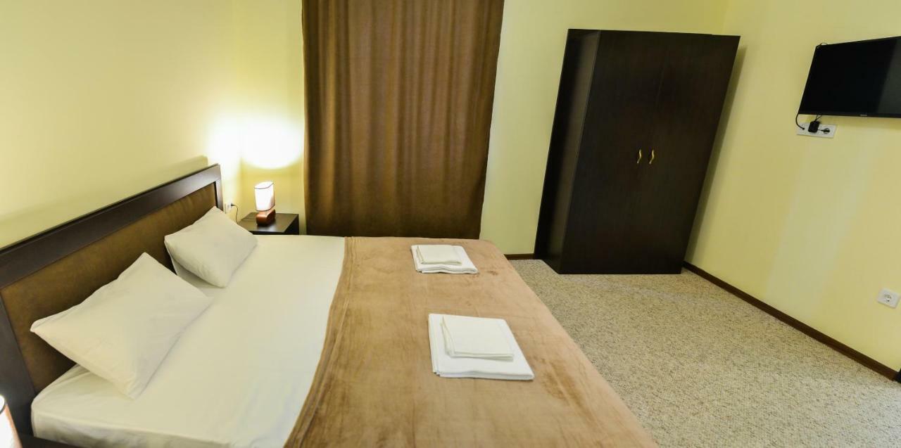 Hotel Garden Tiflis Dış mekan fotoğraf